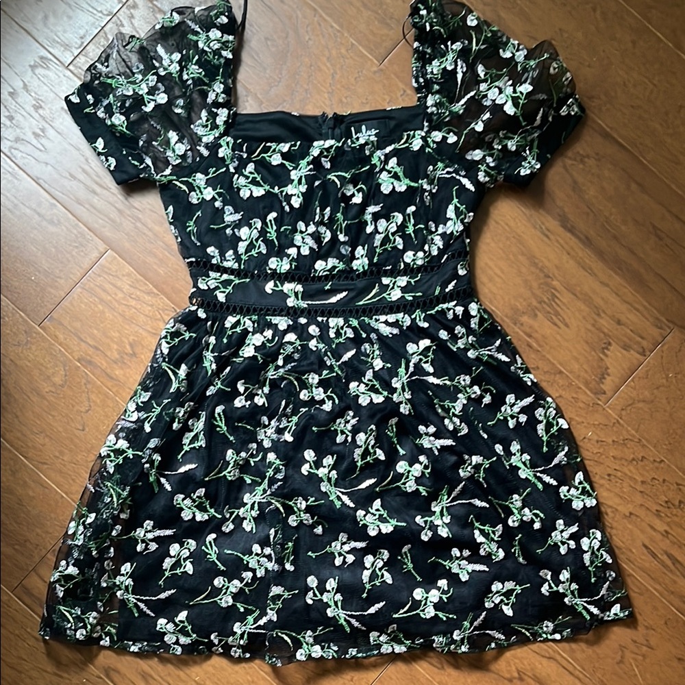Lulu's Black and White Fit and Flare Puff Sleeve Dress